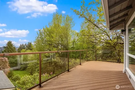 13720 94th Avenue NE Kirkland WA 98034