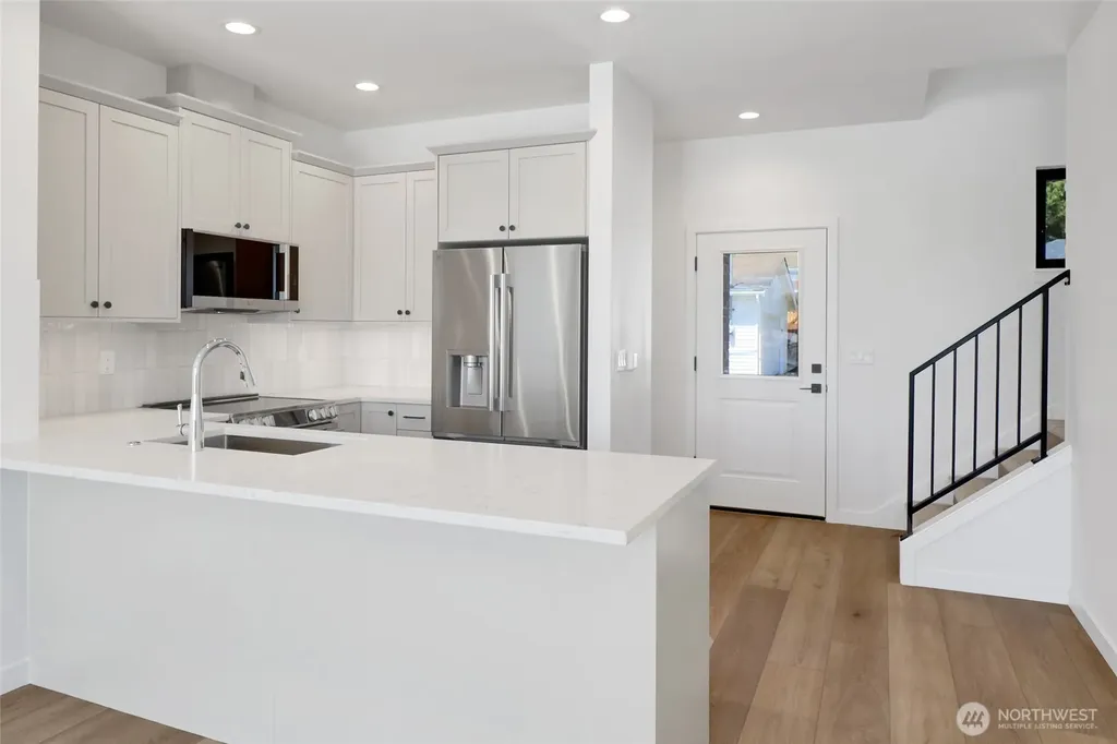 105 S 8th Street Lynden WA 98264