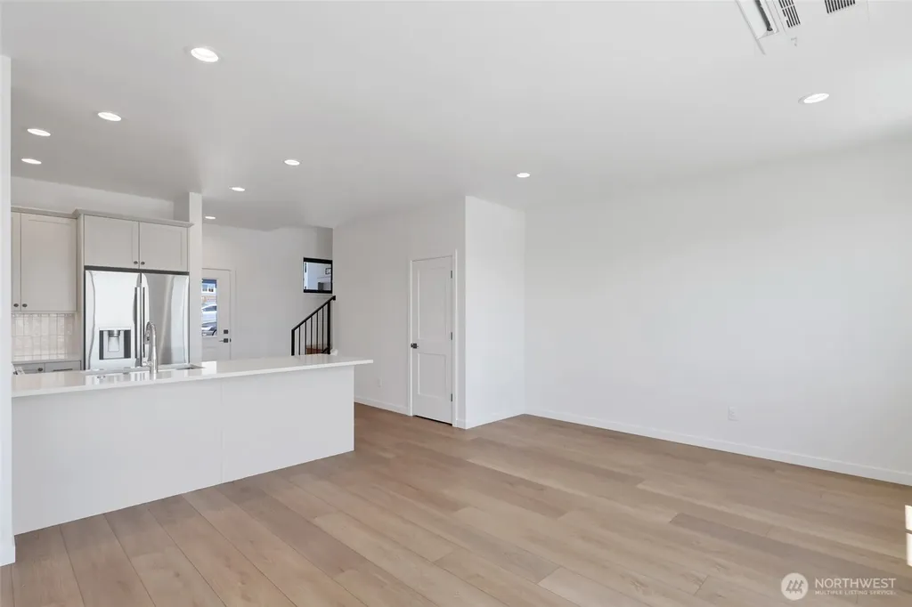 105 S 8th Street Lynden WA 98264