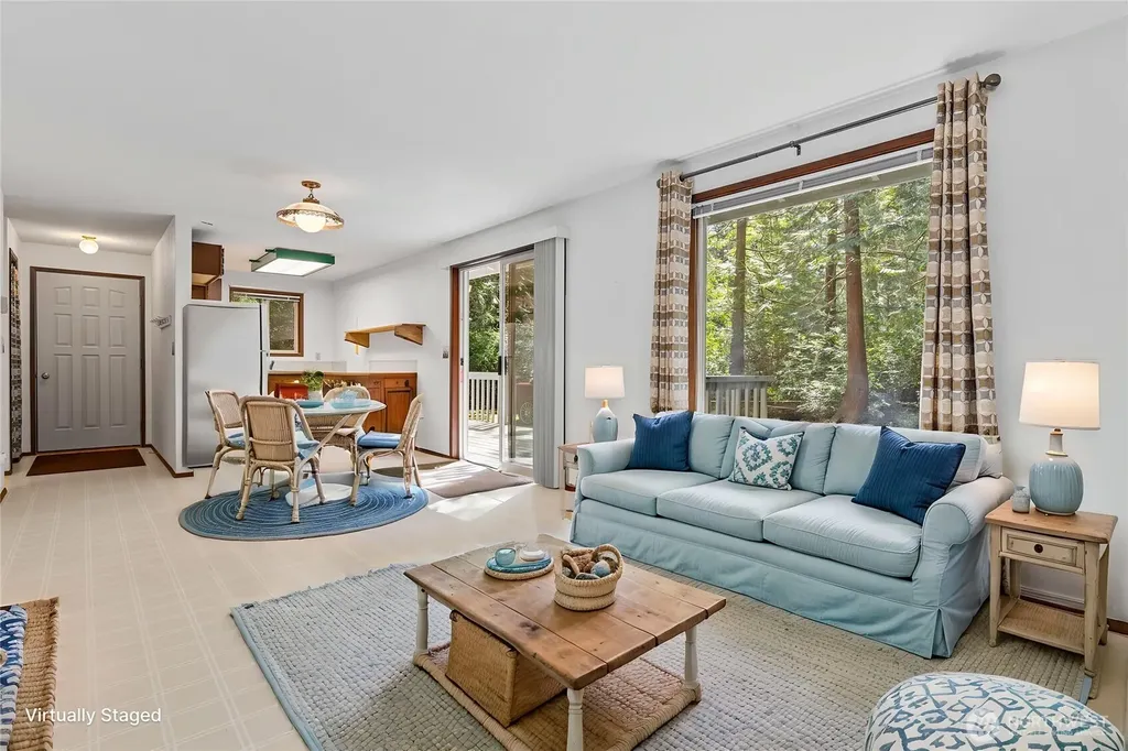 625 E Pointes Drive W Shelton WA 98584