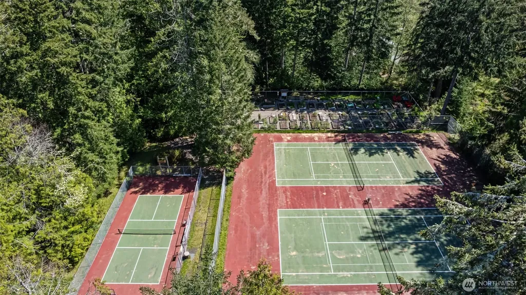 625 E Pointes Drive W Shelton WA 98584