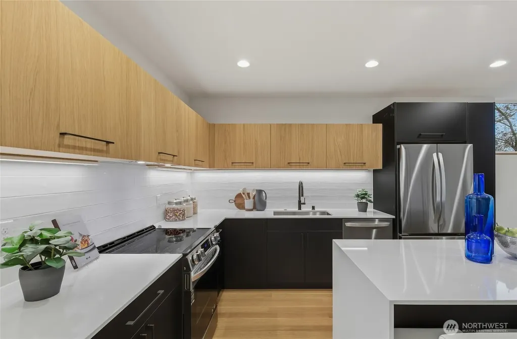 3648 Greenwood Avenue N Seattle WA 98103