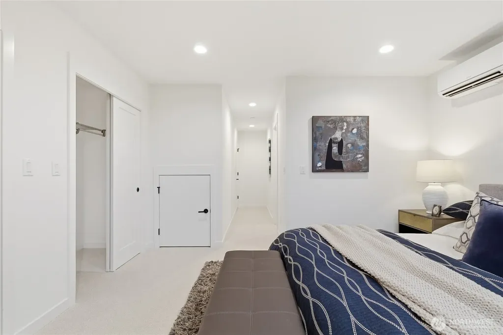 3648 Greenwood Avenue N Seattle WA 98103