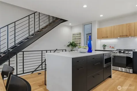 3648 Greenwood Avenue N Seattle WA 98103