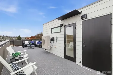 3648 Greenwood Avenue N Seattle WA 98103