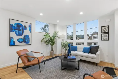 3648 Greenwood Avenue N Seattle WA 98103