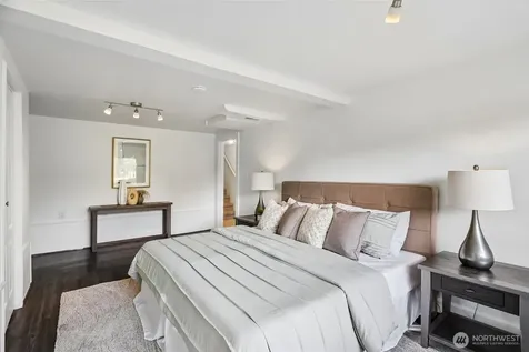 6745 18th Avenue SW Seattle WA 98106