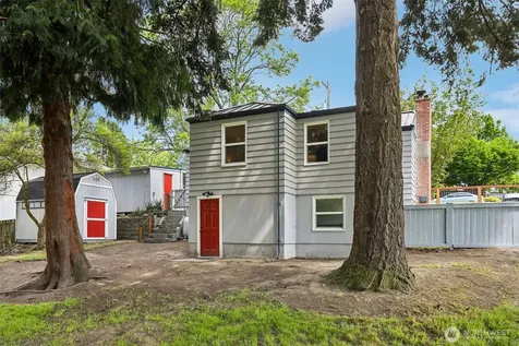 6745 18th Avenue SW Seattle WA 98106