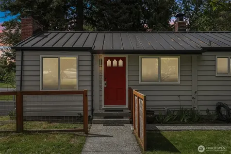 6745 18th Avenue SW Seattle WA 98106
