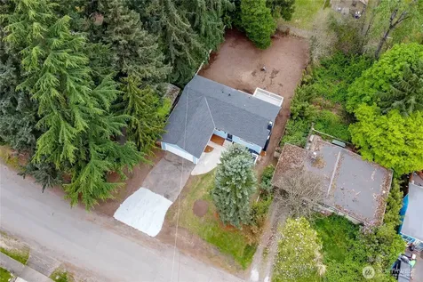 9439 11th Avenue SW Seattle WA 98106