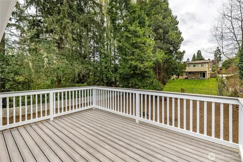 9439 11th Avenue SW Seattle WA 98106
