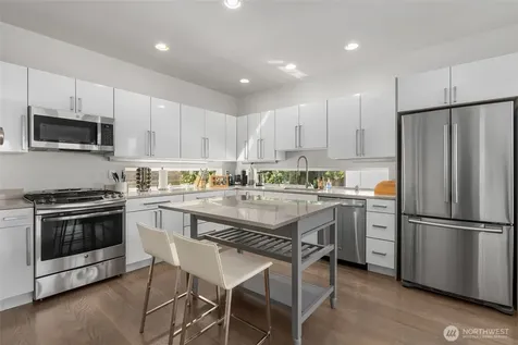 6103 14th Avenue NW Seattle WA 98107