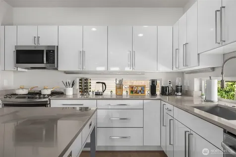 6103 14th Avenue NW Seattle WA 98107