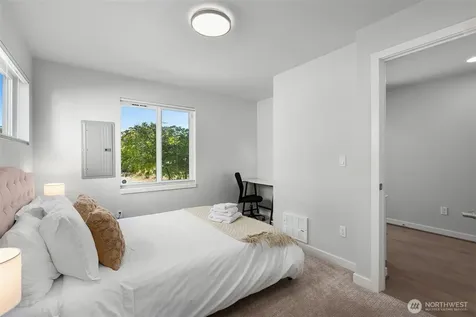 6103 14th Avenue NW Seattle WA 98107