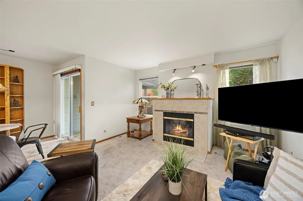 1143 Windy Beach Lane Silverdale WA 98383