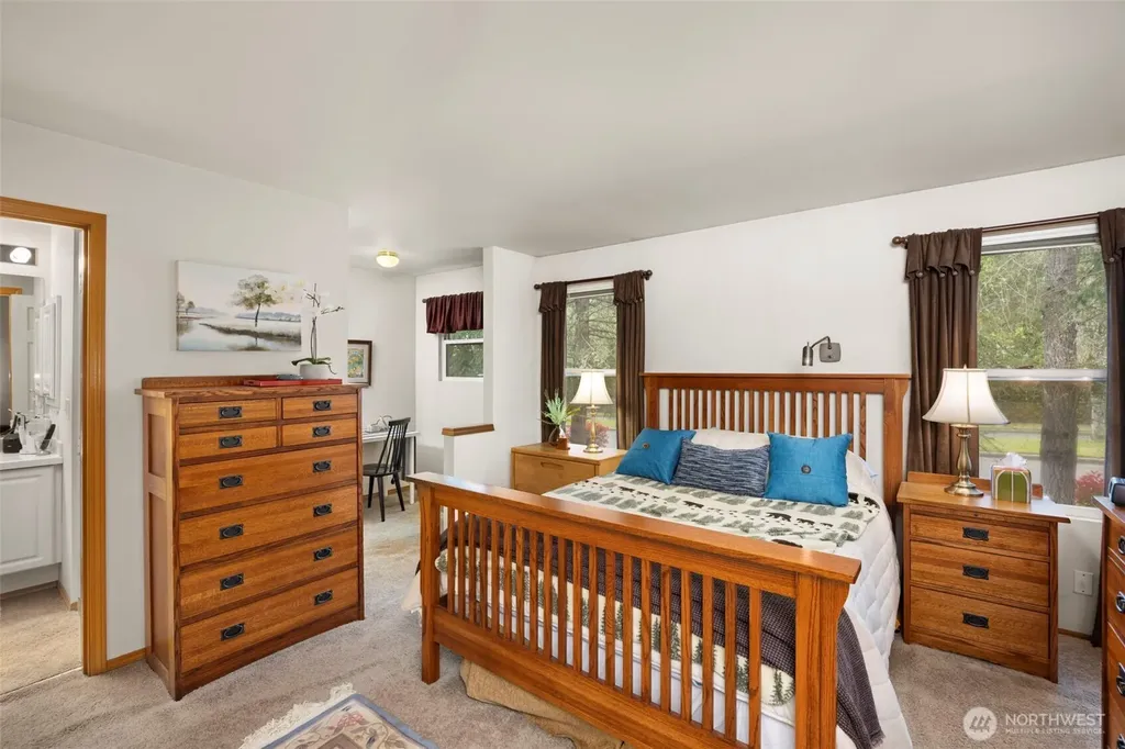 1143 Windy Beach Lane Silverdale WA 98383