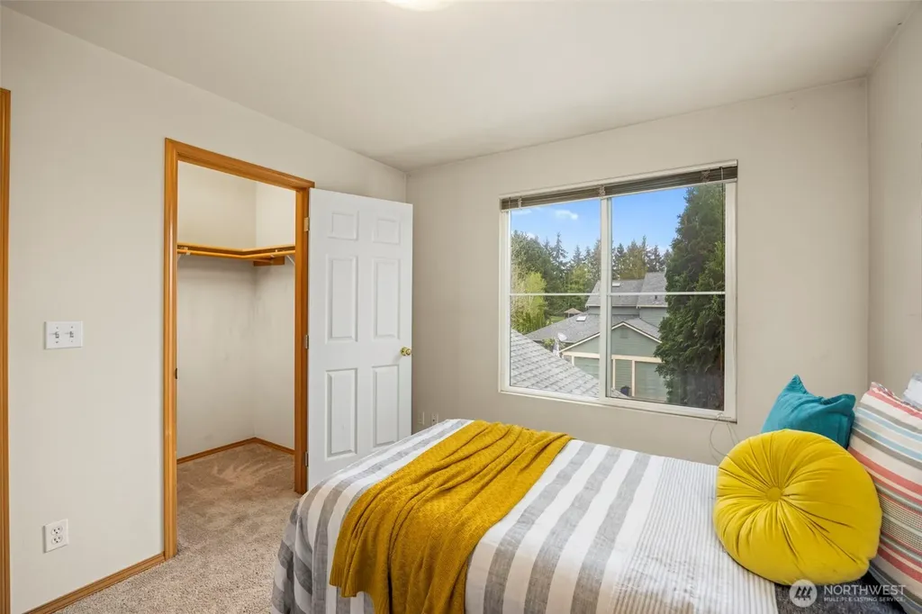 1143 Windy Beach Lane Silverdale WA 98383