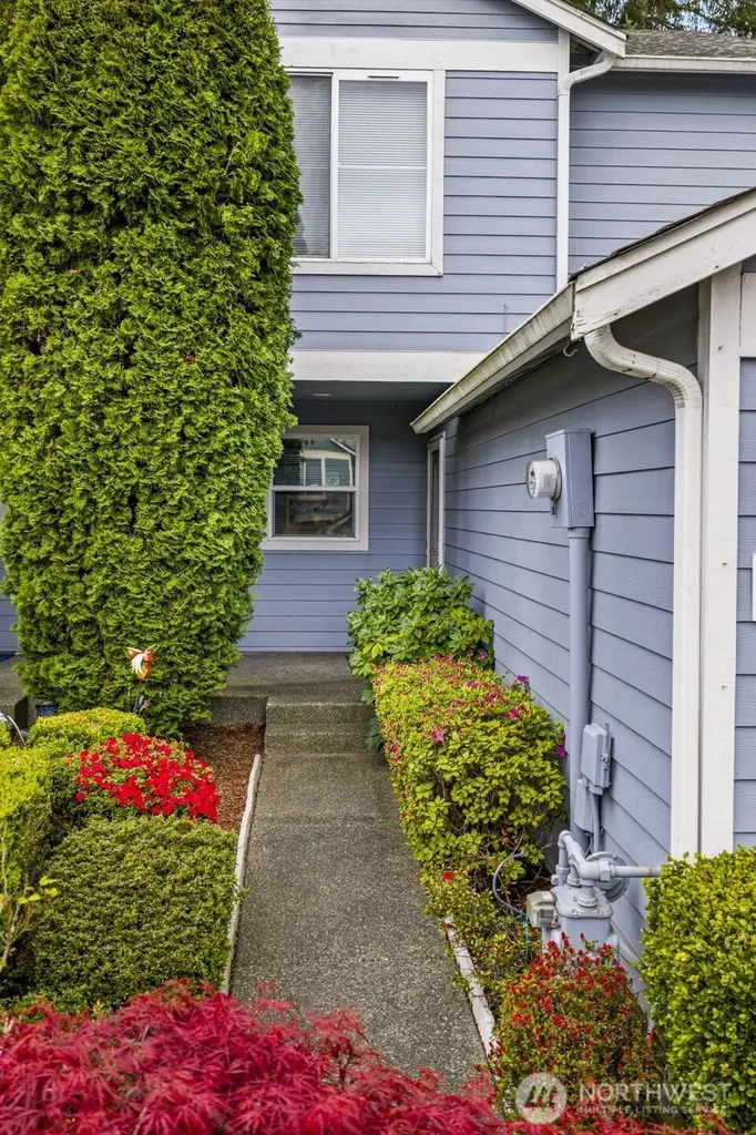 1143 Windy Beach Lane Silverdale WA 98383