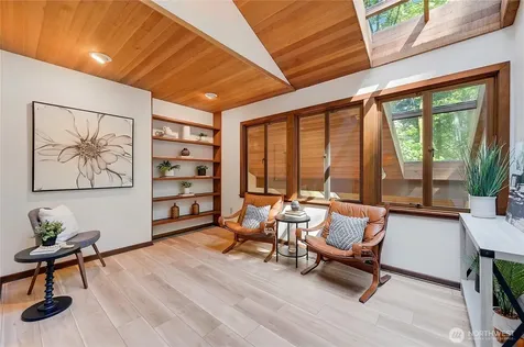 15124 130th Avenue NE Woodinville WA 98072