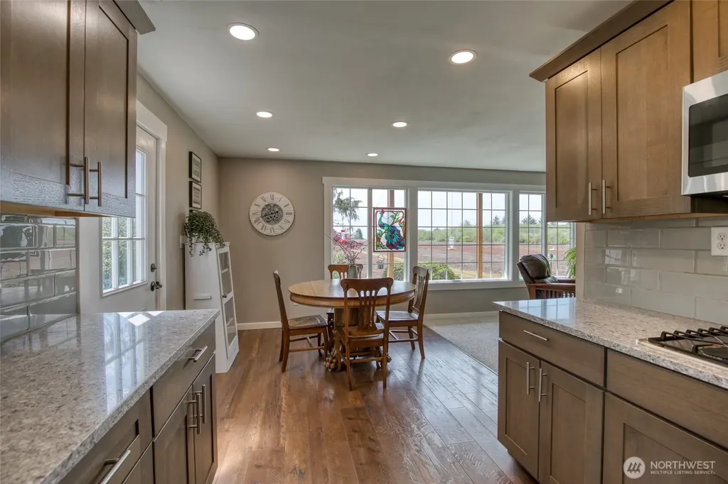 91 Hogan Road Hoquiam WA 98550