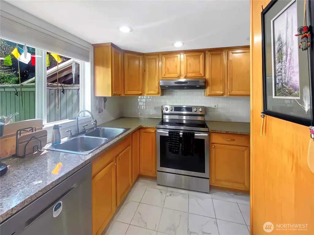 22 Marigold Drive Bellingham WA 98229