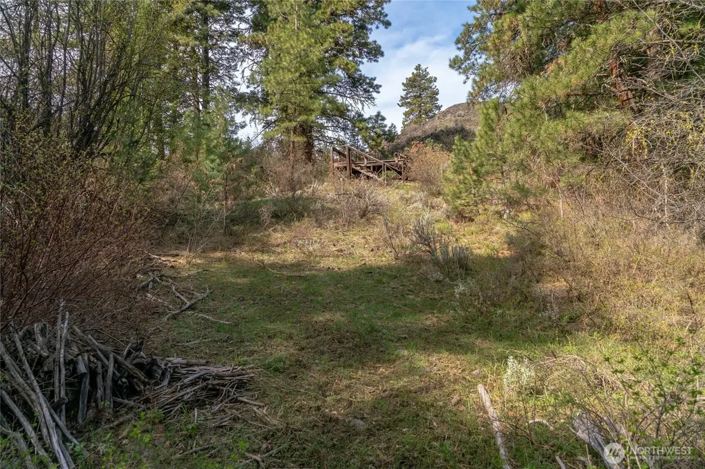 105 Wild Turkey Road East Wenatchee WA 98802