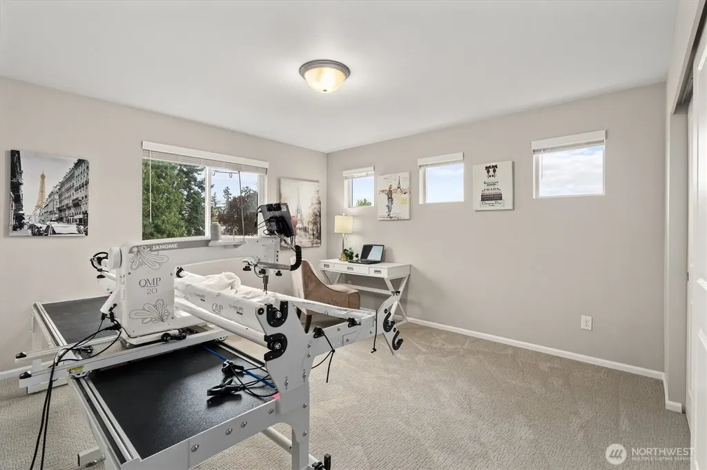 5788 160th Avenue E Sumner WA 98390