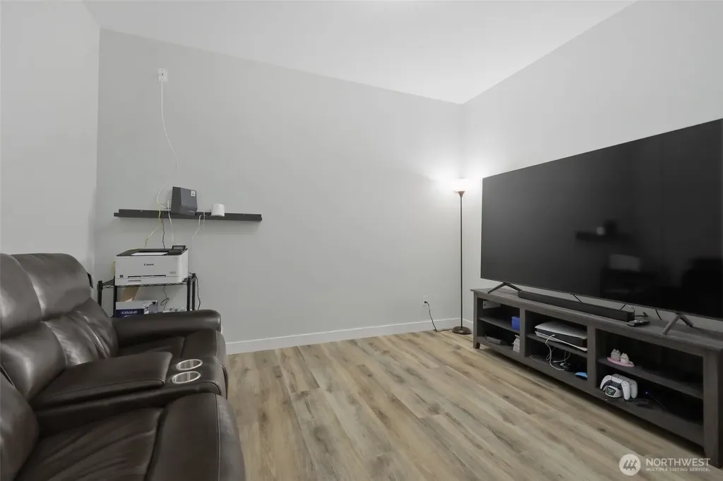 9629 183 Ave E Bonney Lake WA 98391
