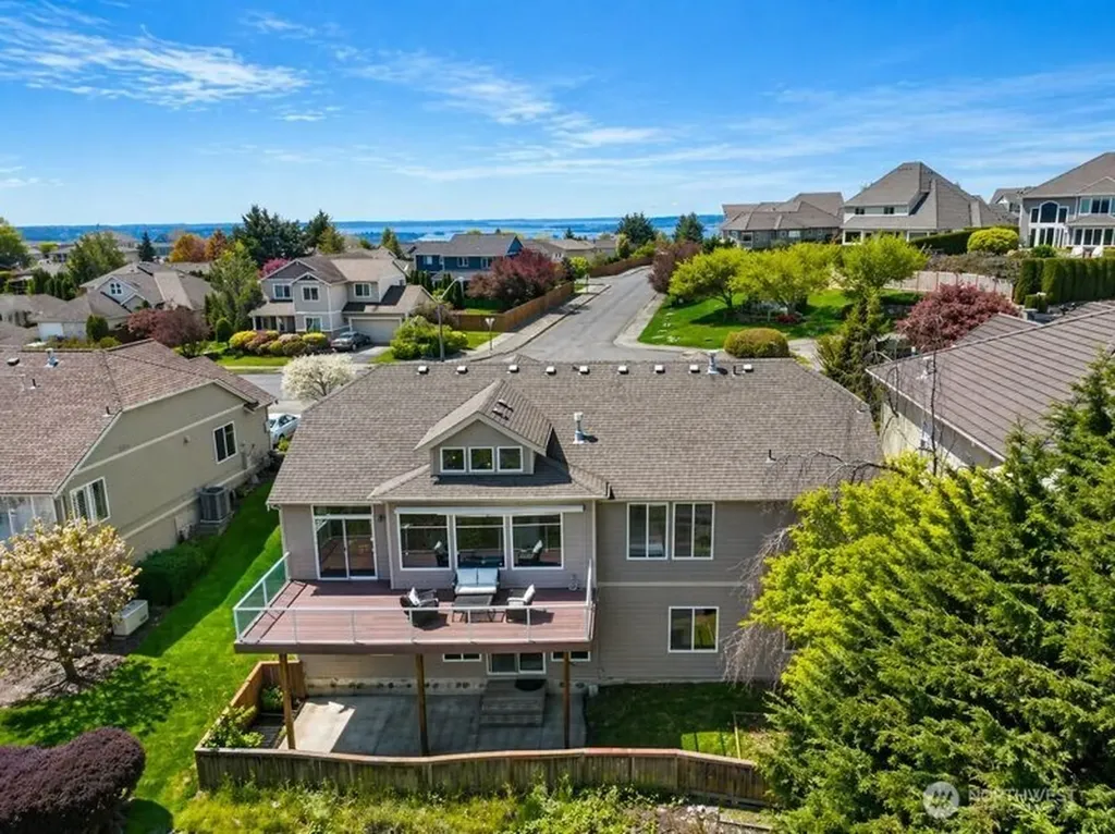 9629 183 Ave E Bonney Lake WA 98391