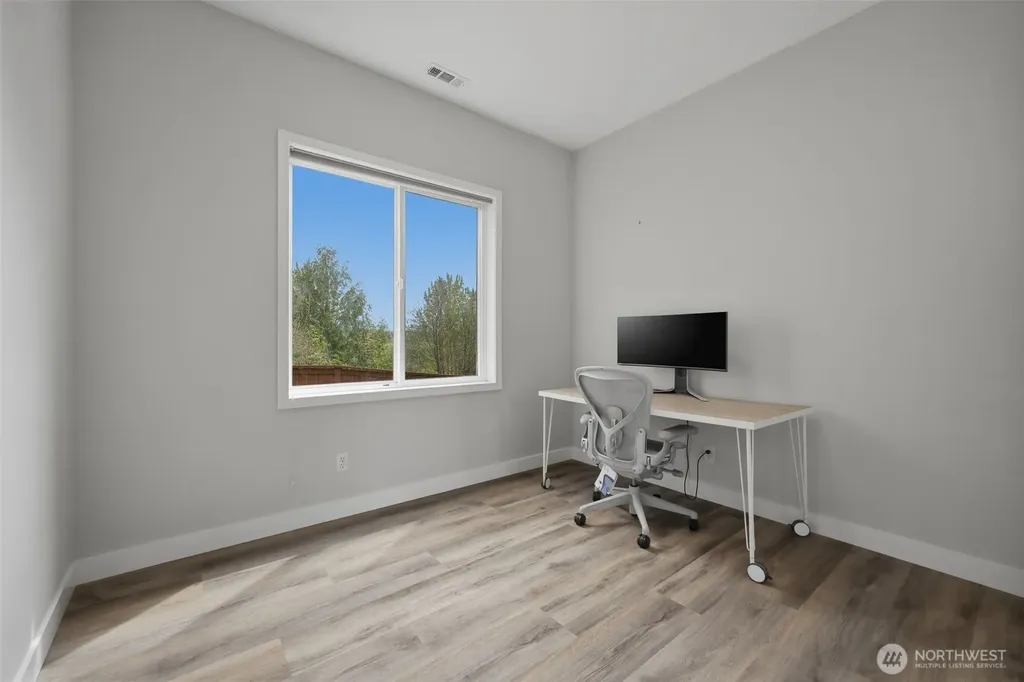 9629 183 Ave E Bonney Lake WA 98391