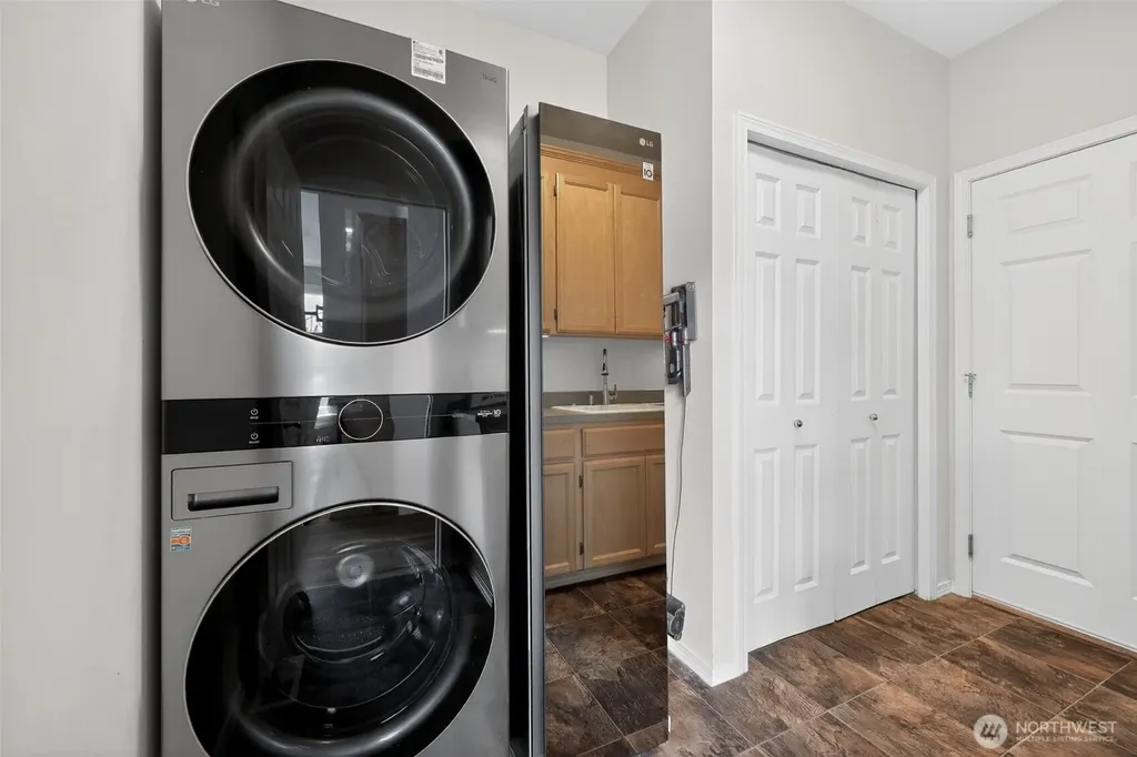 9629 183 Ave E Bonney Lake WA 98391
