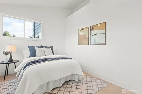 7350 22nd Avenue NW Seattle WA 98117