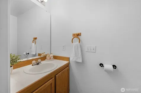 23909 56th Court S Kent WA 98032