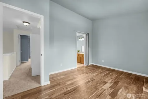 23909 56th Court S Kent WA 98032