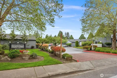 23909 56th Court S Kent WA 98032