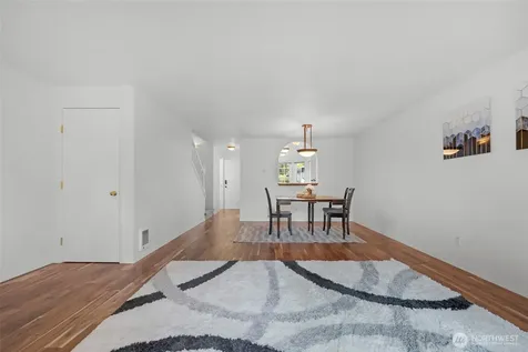 23909 56th Court S Kent WA 98032