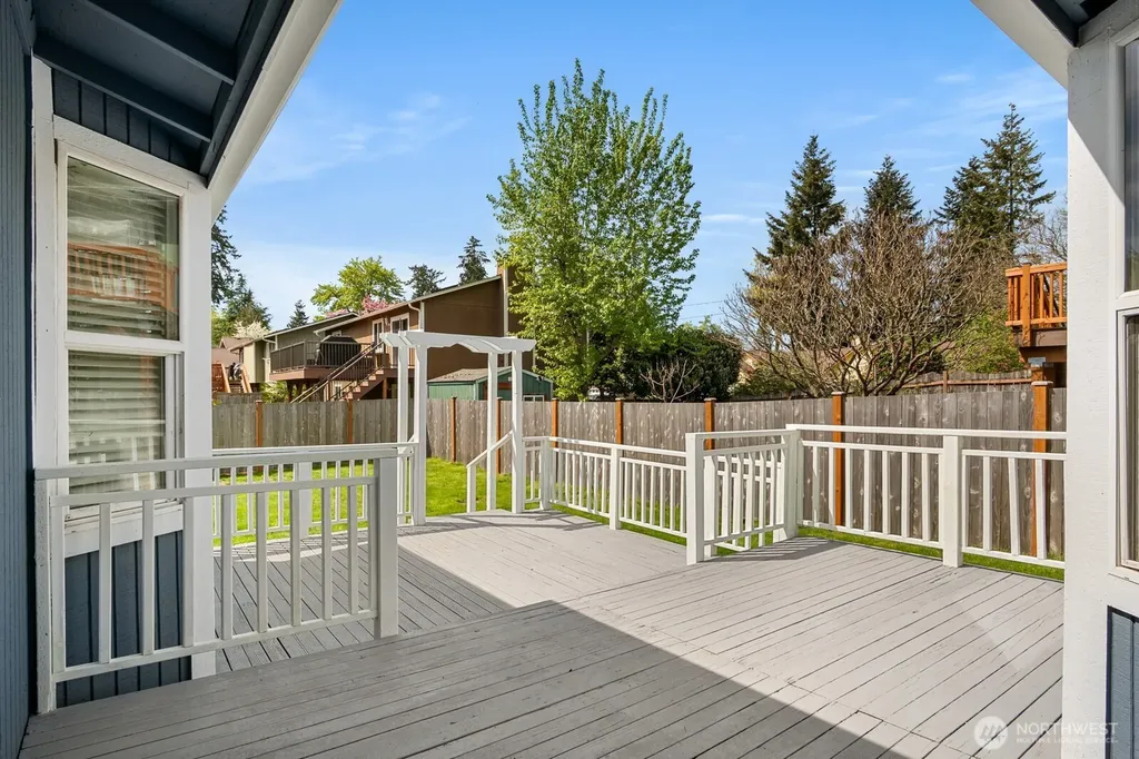 26711 218th Avenue SE Maple Valley WA 98038