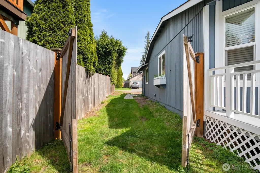 26711 218th Avenue SE Maple Valley WA 98038