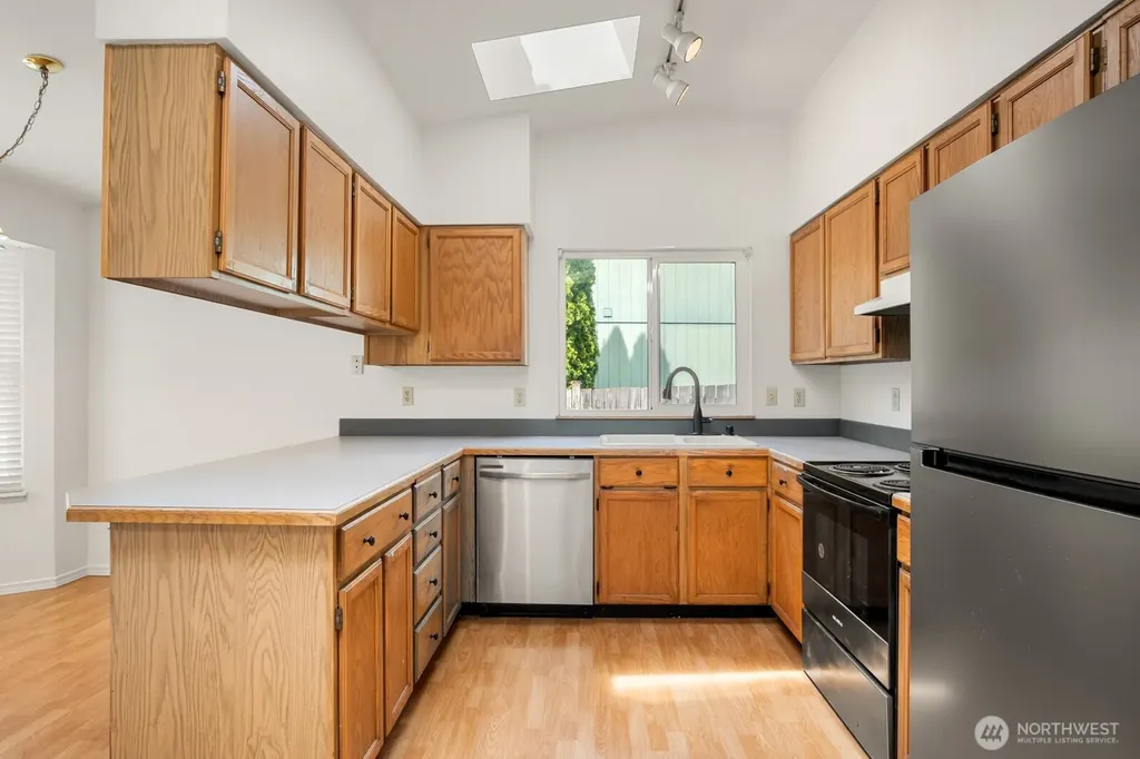 26711 218th Avenue SE Maple Valley WA 98038