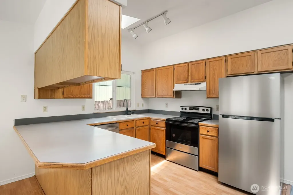 26711 218th Avenue SE Maple Valley WA 98038