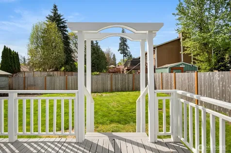 26711 218th Avenue SE Maple Valley WA 98038