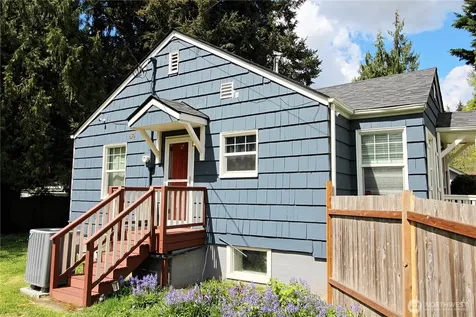5722 119th Avenue E Puyallup WA 98372