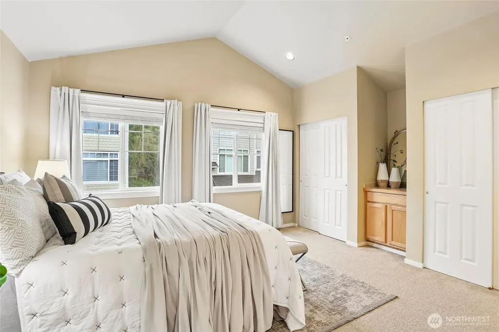 11875 SE 4th Place Bellevue WA 98005
