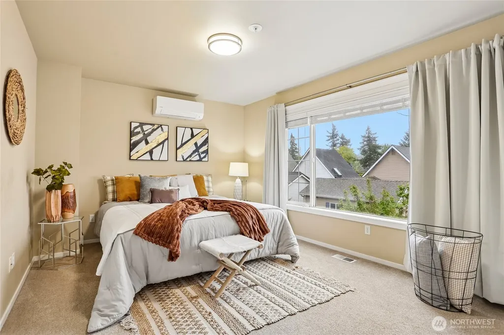 11875 SE 4th Place Bellevue WA 98005