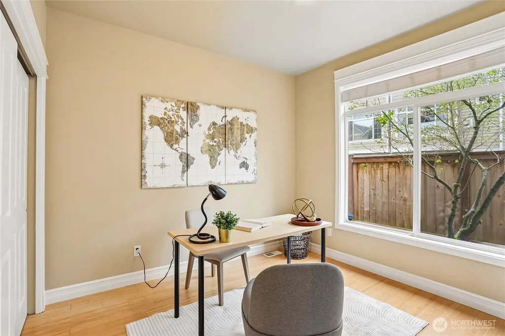 11875 SE 4th Place Bellevue WA 98005