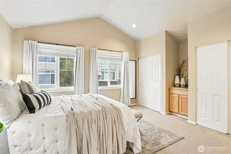 11875 SE 4th Place Bellevue WA 98005
