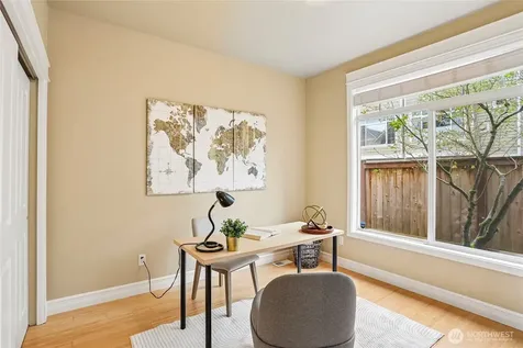 11875 SE 4th Place Bellevue WA 98005