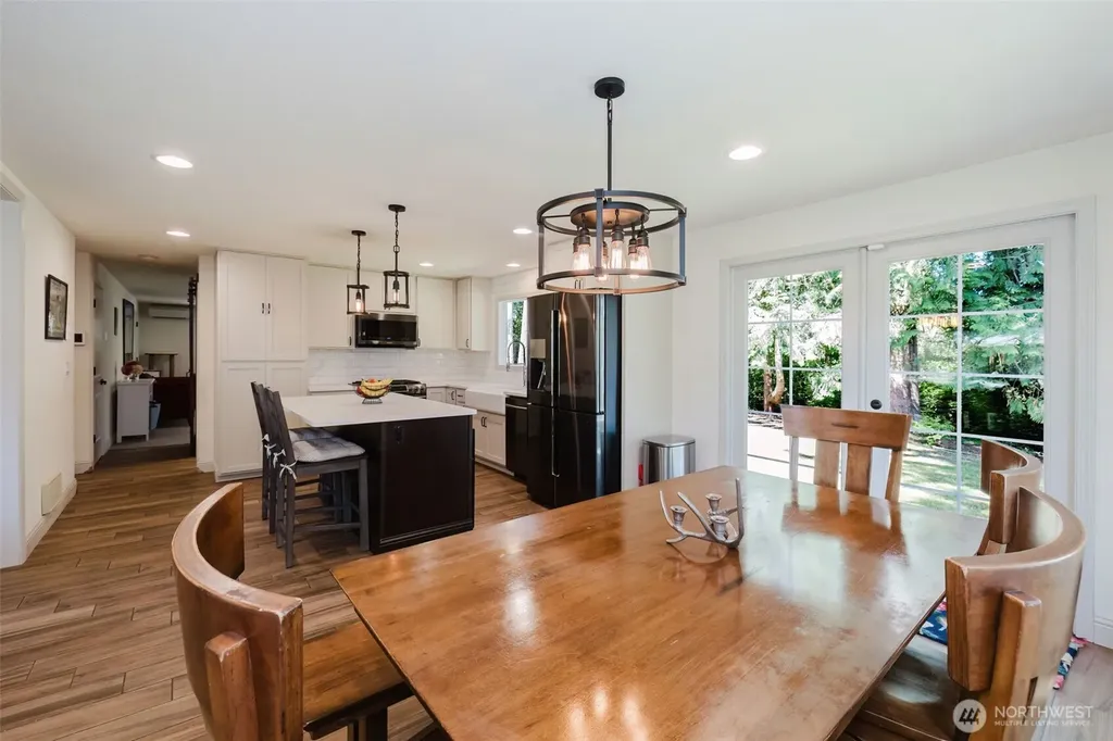 4482 NW Cascade Street Silverdale WA 98383