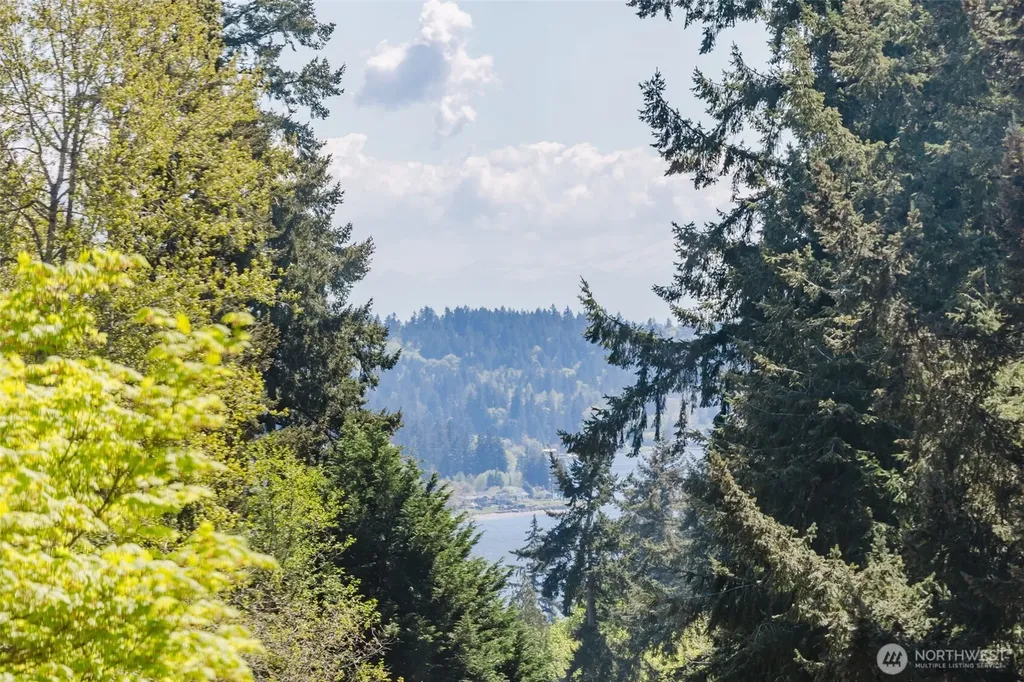 4482 NW Cascade Street Silverdale WA 98383