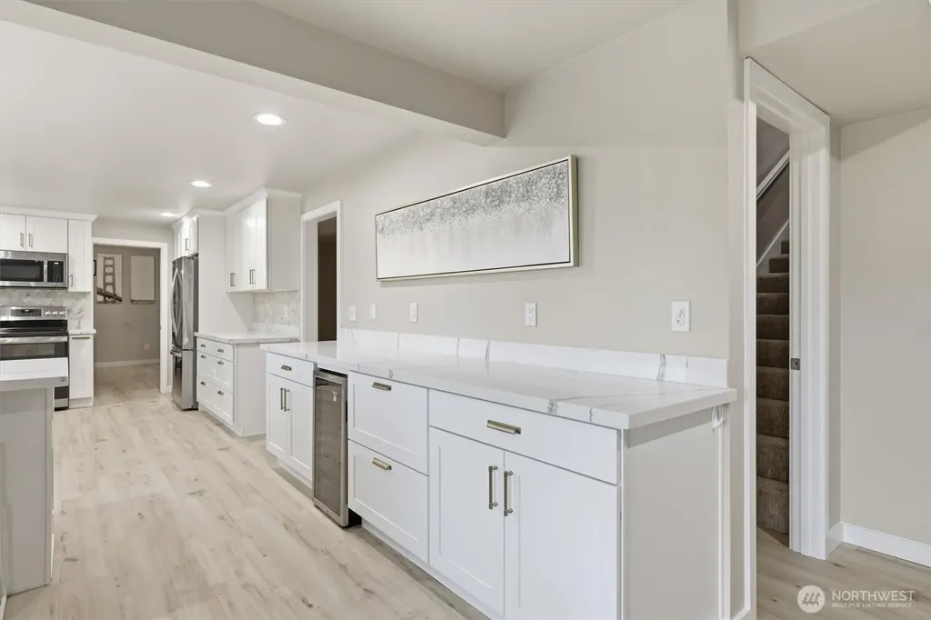 8410 Zircon Drive SW Lakewood WA 98498